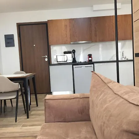 My Place Aparthotel *